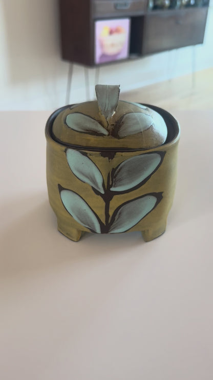 Box With Lid- RC123